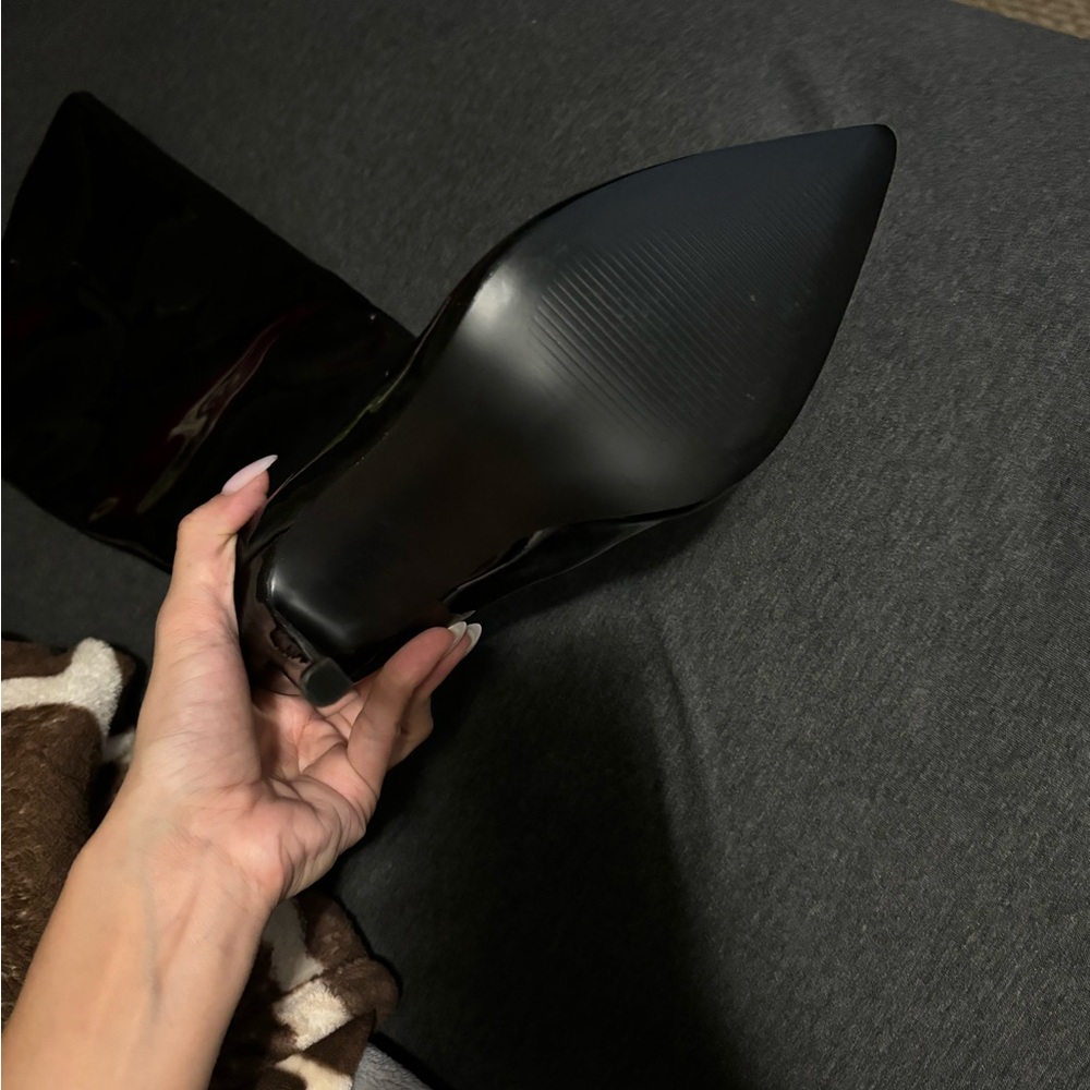 ASOS BLACK PATENT BOOTS - Picture 2 of 3